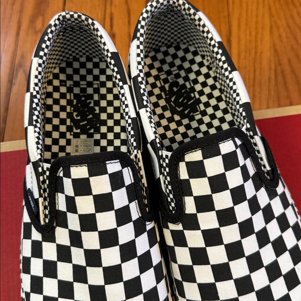 NWB VANS Men’s Authentic Classic Checkerboard - Picture 7 of 12